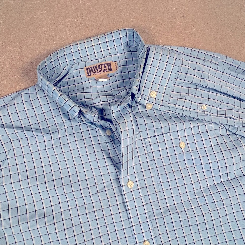 Duluth Trading Blue Plaid Button Down 1 pocket Dress Shirt Men's Large